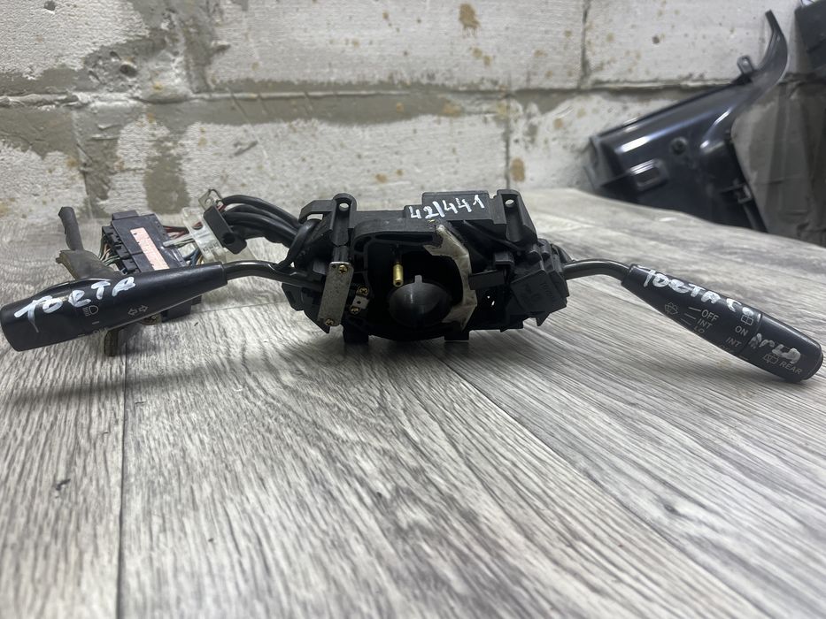 Гитара Тойота Корола .