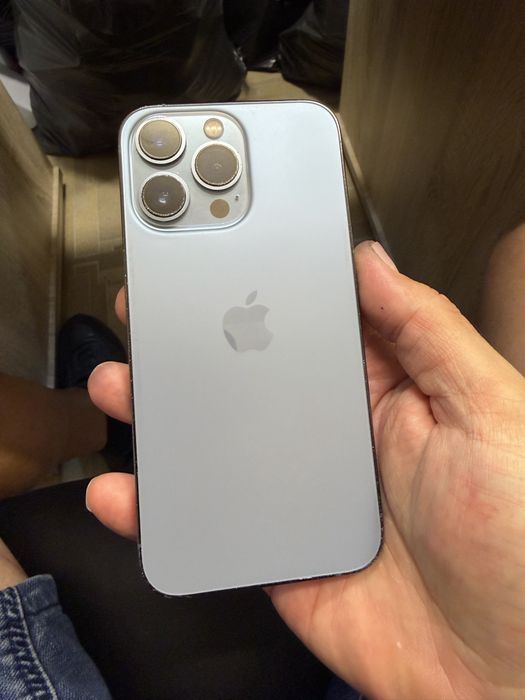 iPhone 13 Pro 128gb - с нова батерия, отличен