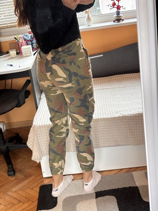 Панталон Bershka, XS