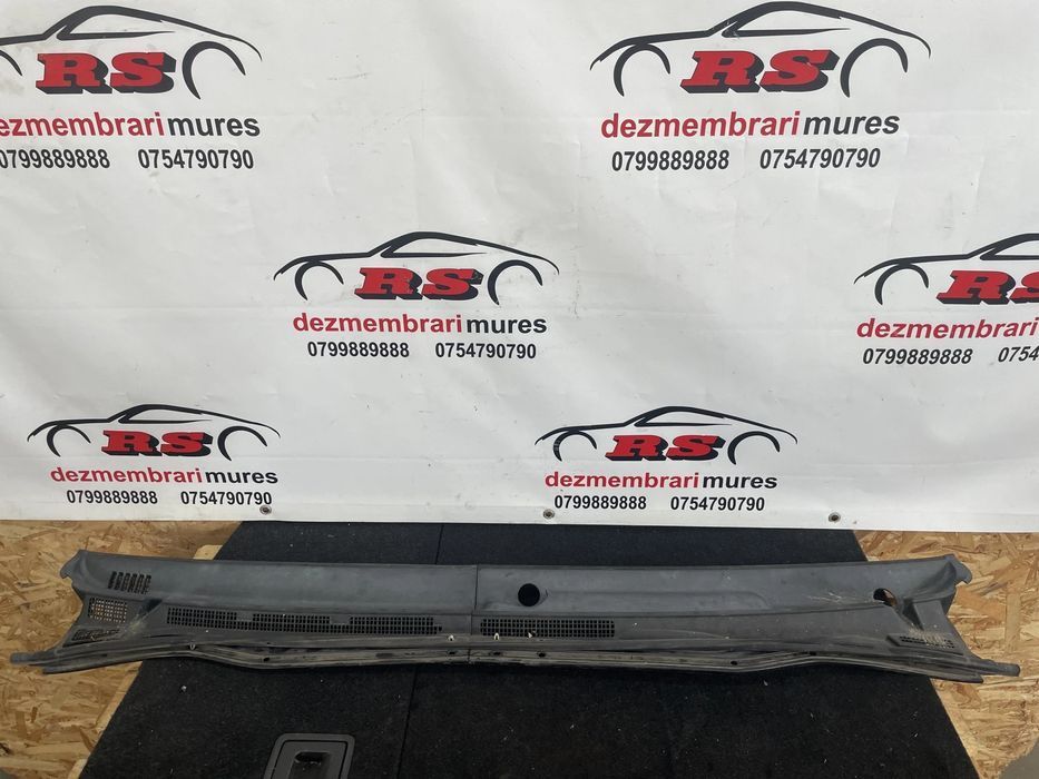 Grila stergatoare Toyota Hilux AN20 2007 cod 557080K060 557090K050