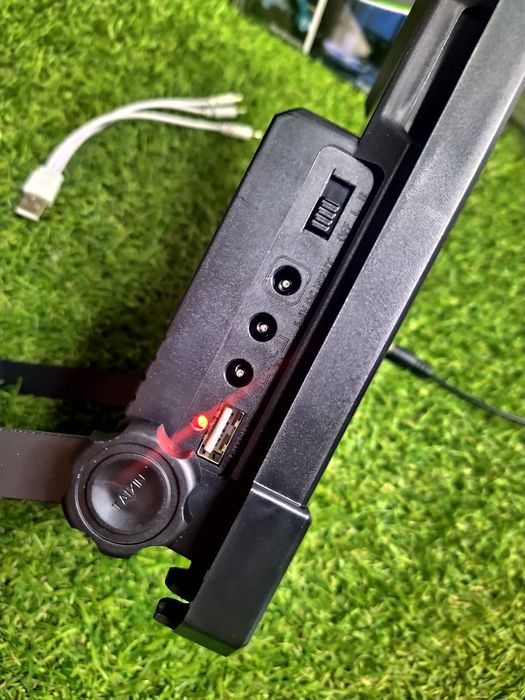 Proiector lanternă 30w Power Bank becuri panou solar stație GD 07A