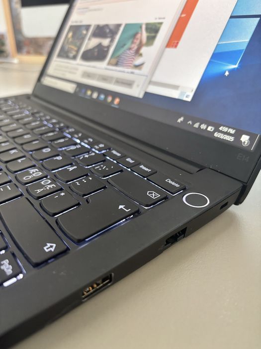 Lenovo Thinkpad E14• Ryzen 5-5500u• 16gb ram• SSD Nvme 256• 14”