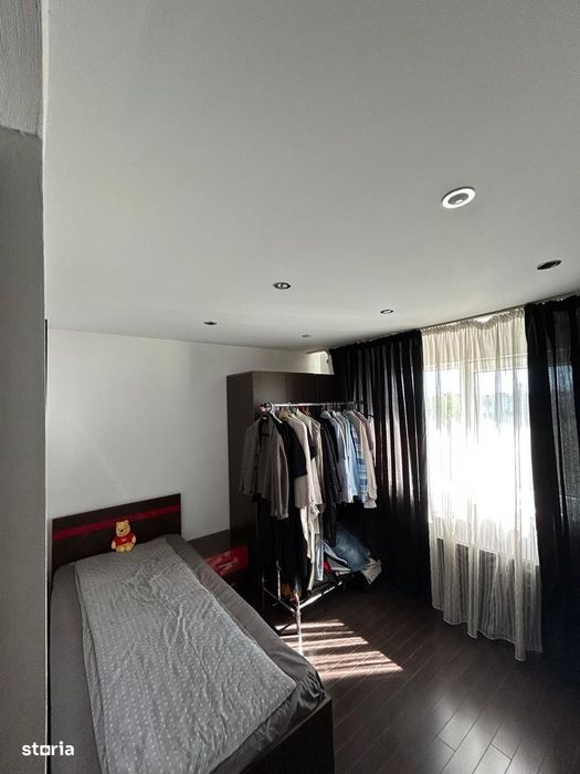 Apartament 4 camere - SOVEJA//INEL I