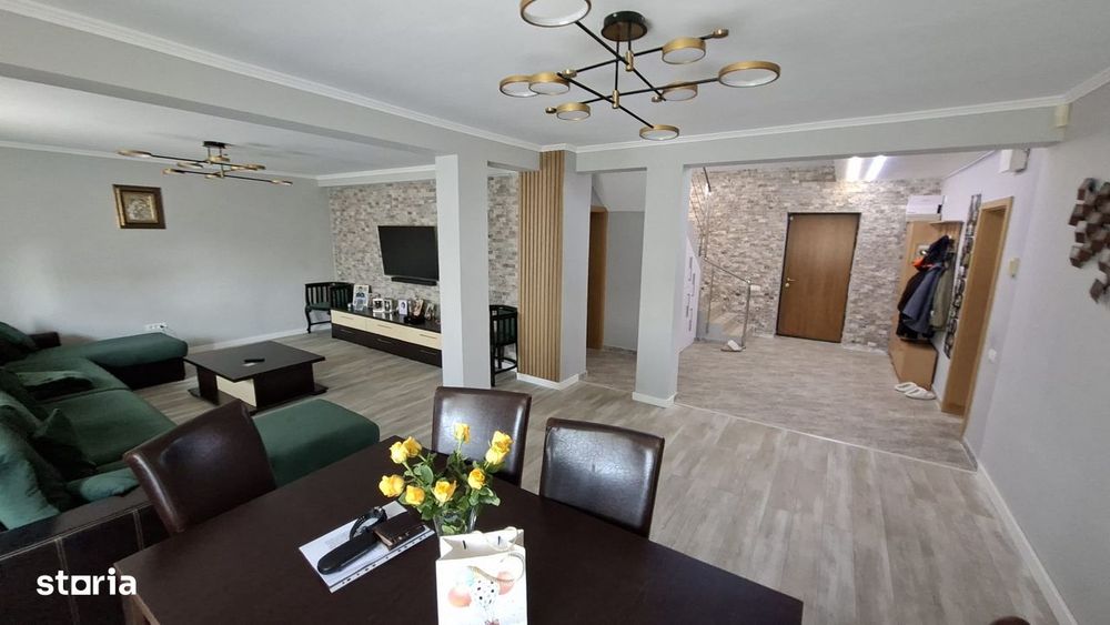 Vila P+1E de vanzare in localitatea Eforie Nord, zona de vile