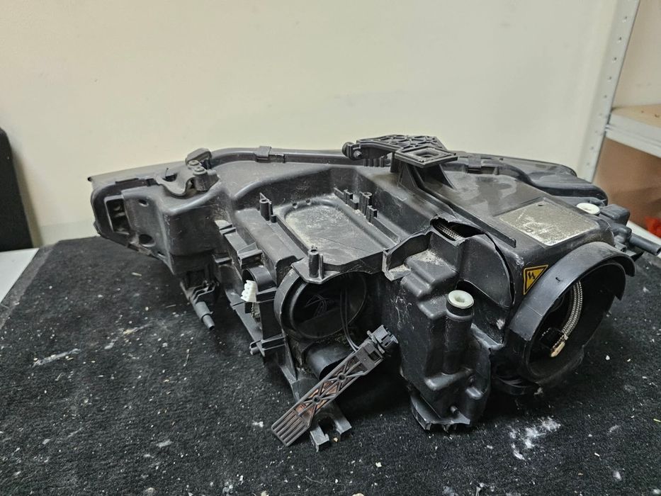 Десен фар Audi A5 ксенон desen far ауди а5