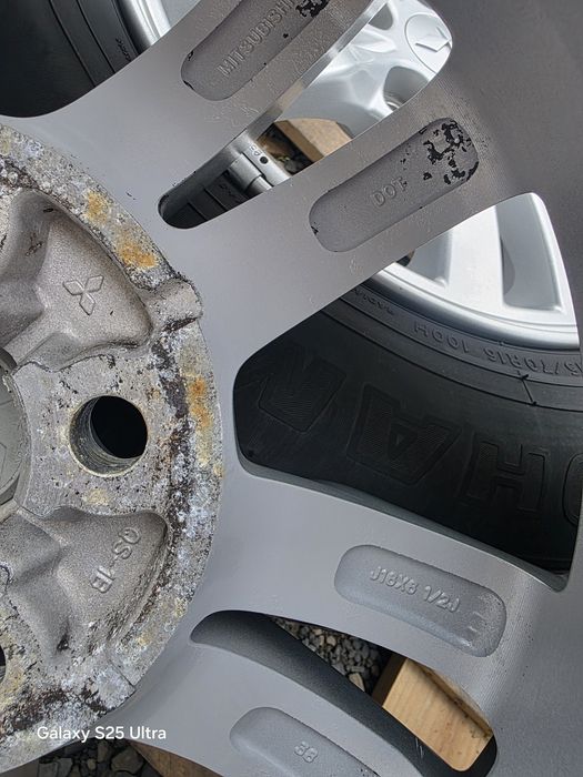 Лети джанти 16ки 5х114.3 Mitsubishi + летни гуми 215/70/16 Yokohama