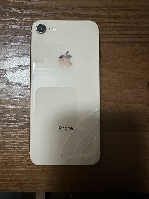 Iphone 8 64 gb;.