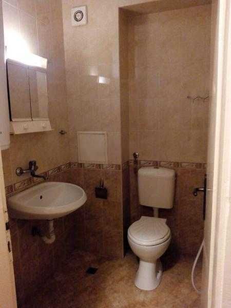 Дава се под наем Двустаен апартамент в Бургас, Възраждане - 67 кв.м за 398.82 € - Снимка #6