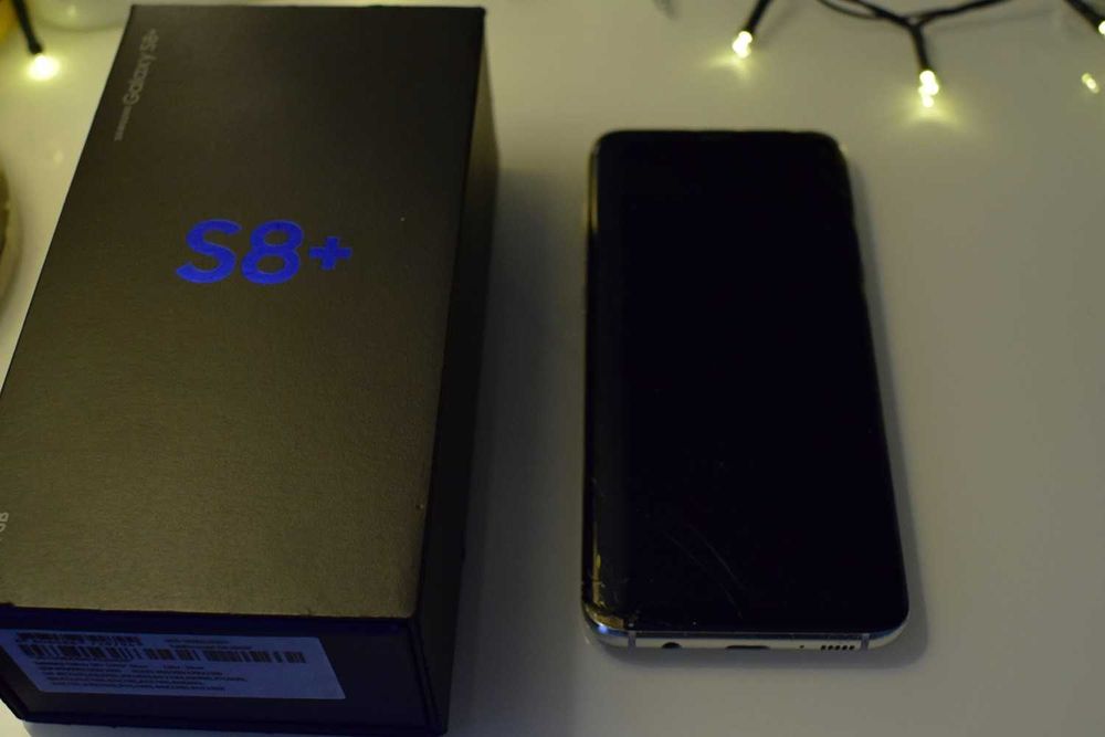 SAMSUNG Galaxy S8+ (display cu defecte)