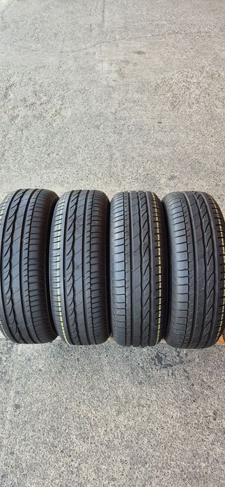 4 anvelope vara runflat ca noi Bridgestone 205/60/16.Pretul este pe bucata.