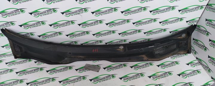 Grila stergatoare Opel Astra G