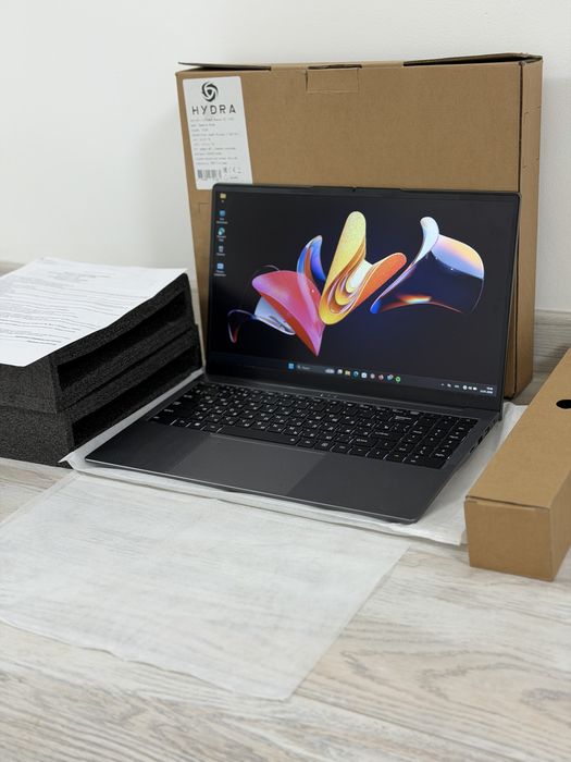 Продам игровой ноутбук в новом состоянии