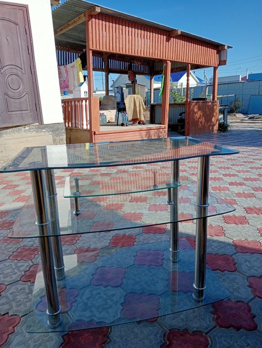 Подставка для телевизора .Продаю за 5000тг