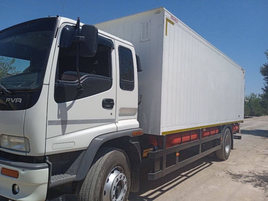 Isuzu fvr 33 PLX furgon