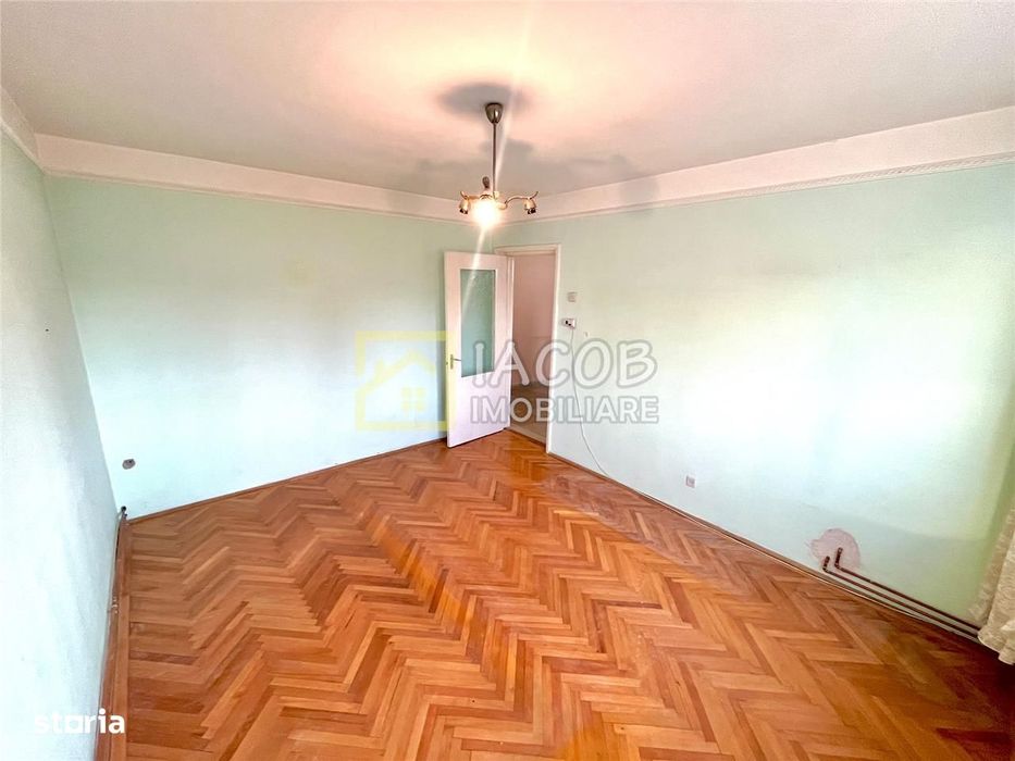 Apartament 2 camere decomandate, etaj 3, zona Energiei, str. Banatului