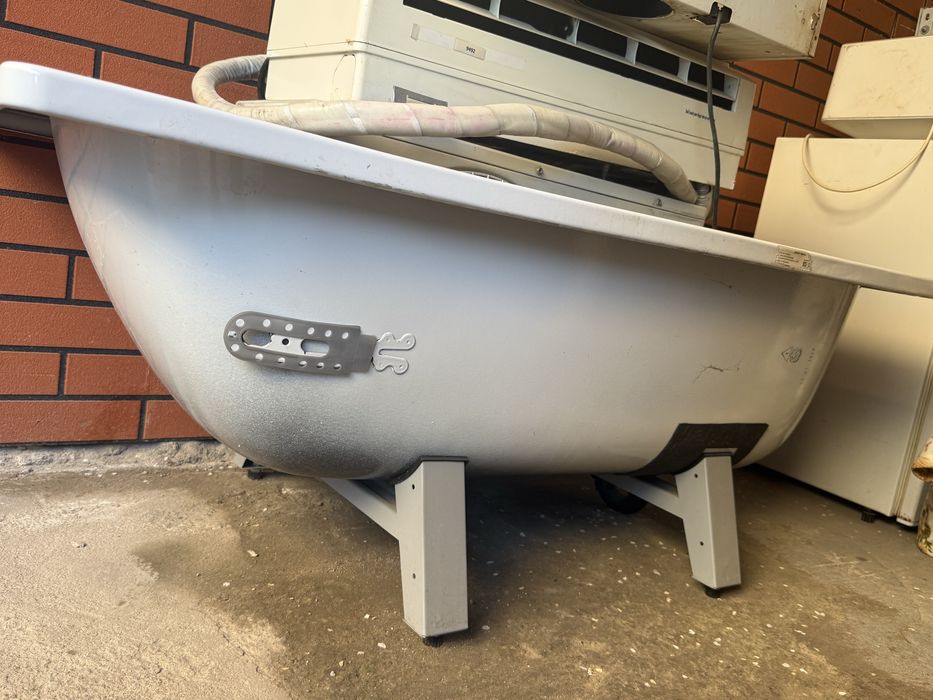 Продам отличную ванну