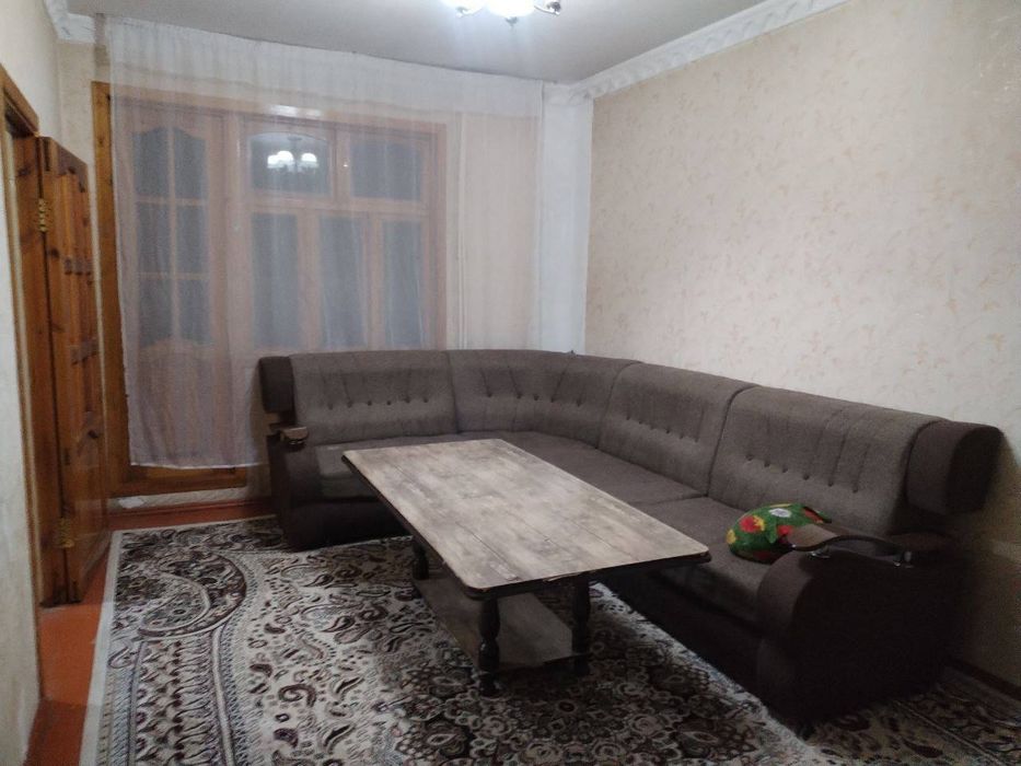 Чиланзар-24 кв 2/2/4.48м2 Срочно Продам квартиру срочно