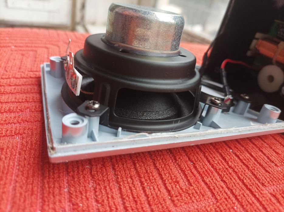 Sateliți Teufel compatibili cu sisteme de putere mare gen Z5500 Z906 etc
