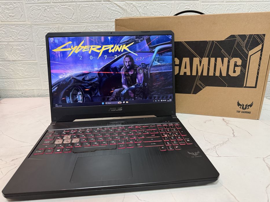 Игровой Asus TUF Gaming Ryzen 5-3550H/GTX1650/8GB/SSD512GB/120Hz