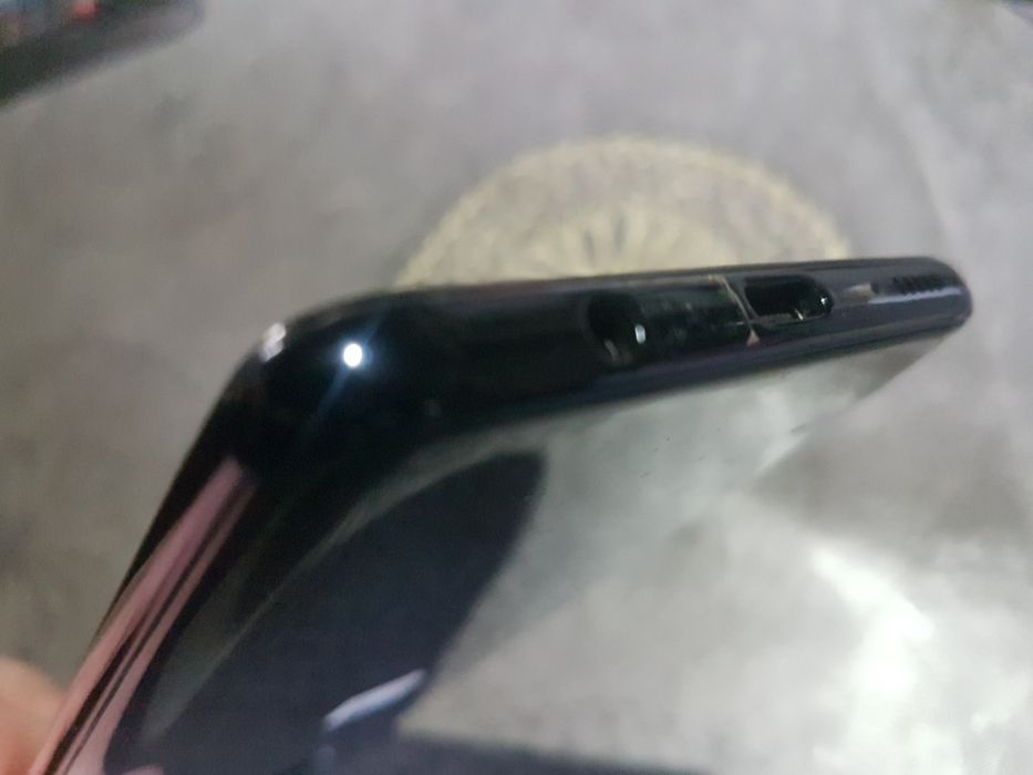 Samsung Galaxy A51 перфектен