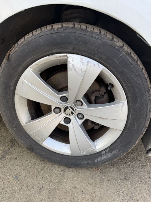 Шкода супърб 2.0тди дсг на части / skoda superb 2.0tdi dsg