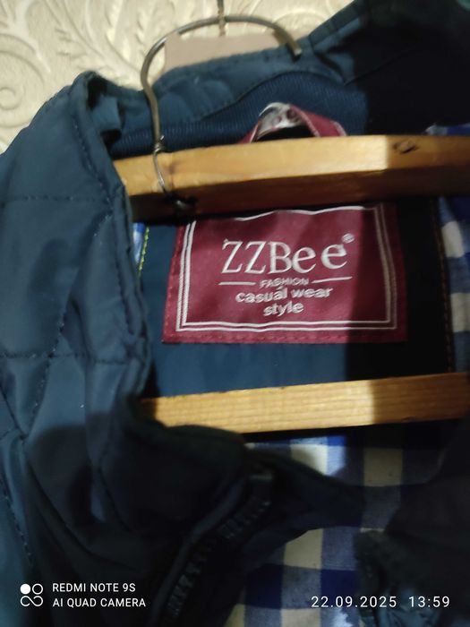 Продажа мужских курток.