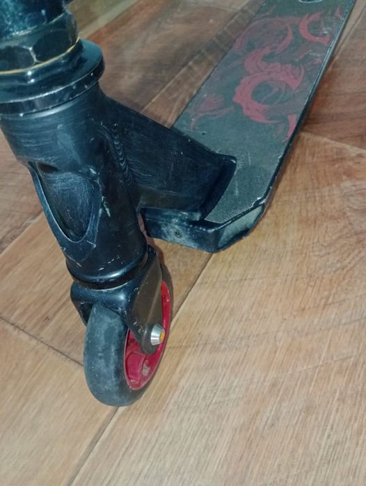 Самокат трюковой.