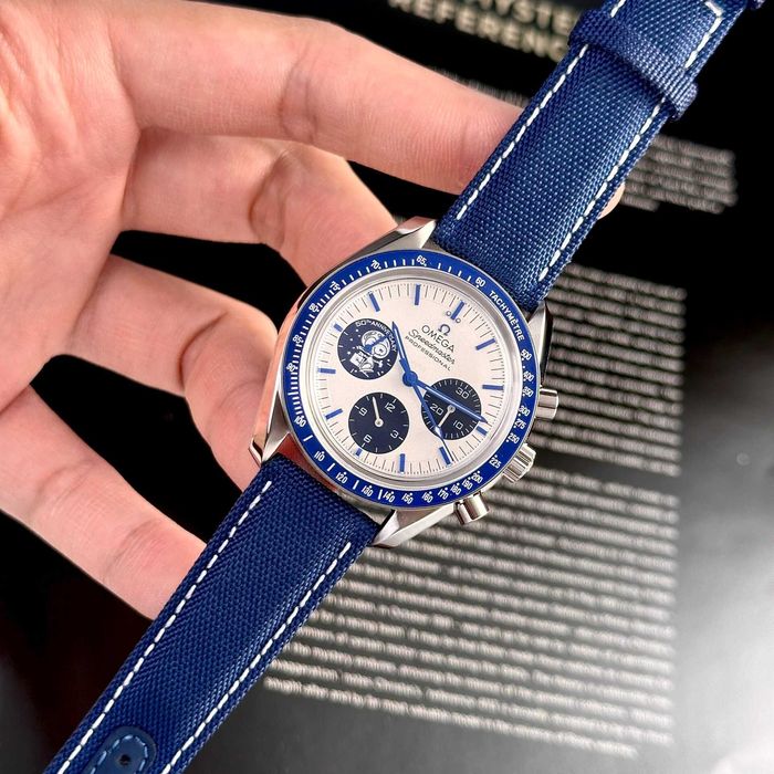 omega speedmaster apolo rocket