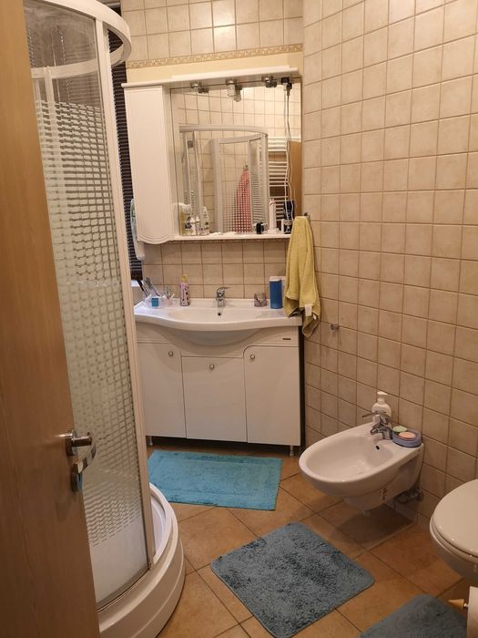 Casa individuala Braytim,5 camere, direct proprietar curte garaj dublu