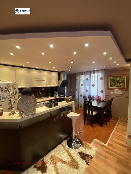 Продава се Тристаен апартамент в Враца, Река Лева - 100 кв.м за 2040 €/кв.м - Снимка #4