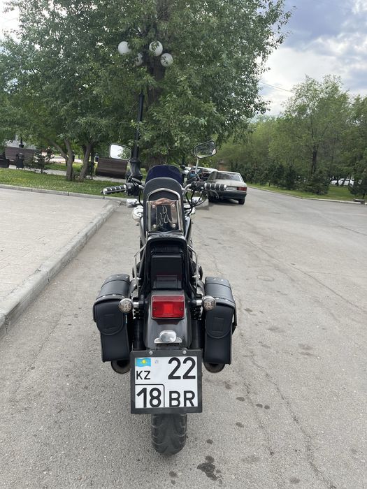 Мотоцикл Honda Magna750