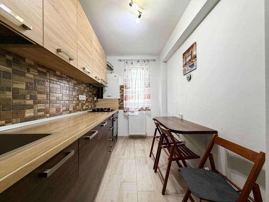 Apartament 2 camere - DECOMANDAT, parcare | zona VIVO