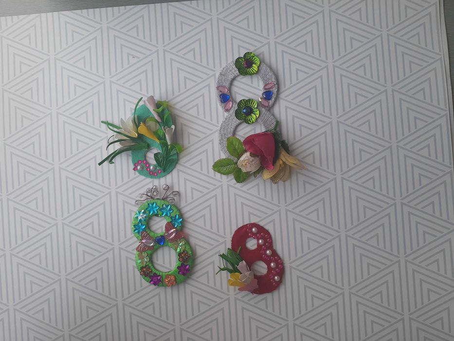 Весна красна работы с любовью.