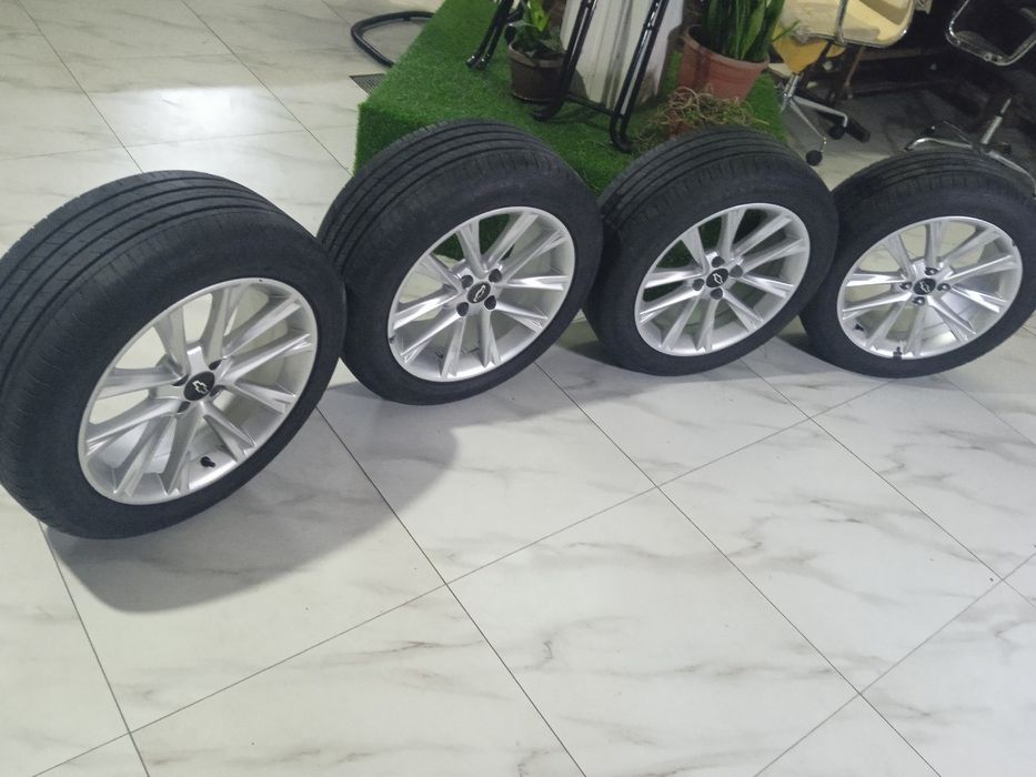 Wina va diskalar yaxshi holatda