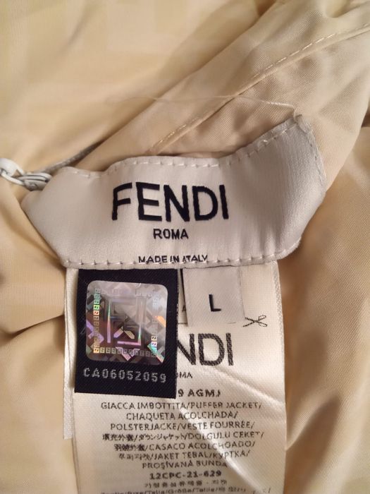 Продам куртку пуховик двухстороннюю