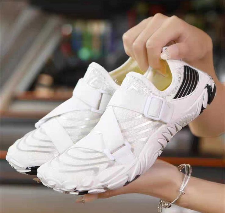 Аквашузы. Обувь для плавания. Обувь для пляжа и бассейна