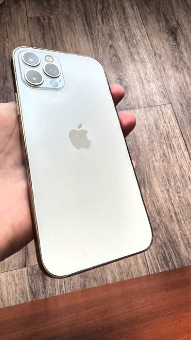 Iphone 12 pro 128гб.