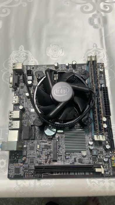 Материнская плата комбо