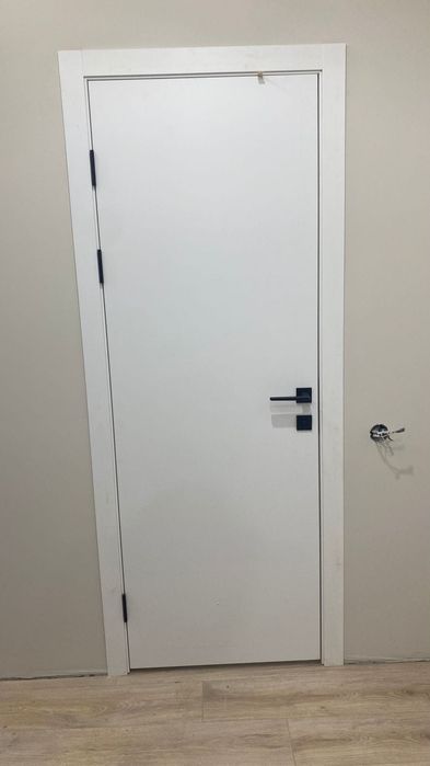 Установка межкомнатные дверей