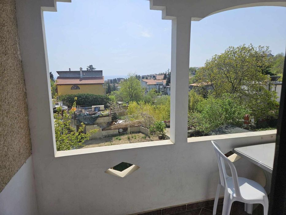 Дава се под наем Двустаен апартамент в Варна, м-т Евксиноград - 40 кв.м за 278.97 € - Снимка #3