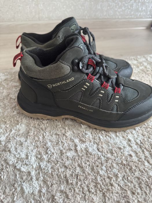 Ботинки на мальчика