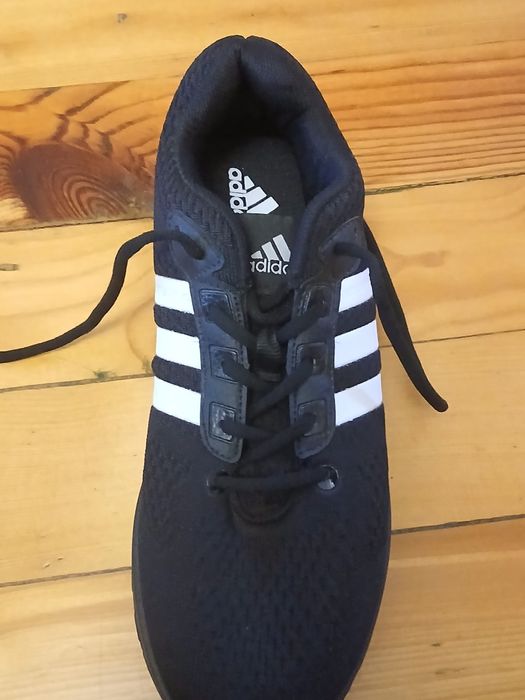 Маратонки ADIDAS