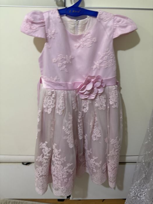 Детское платье продам