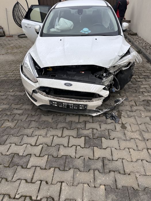 Ford focus avariat