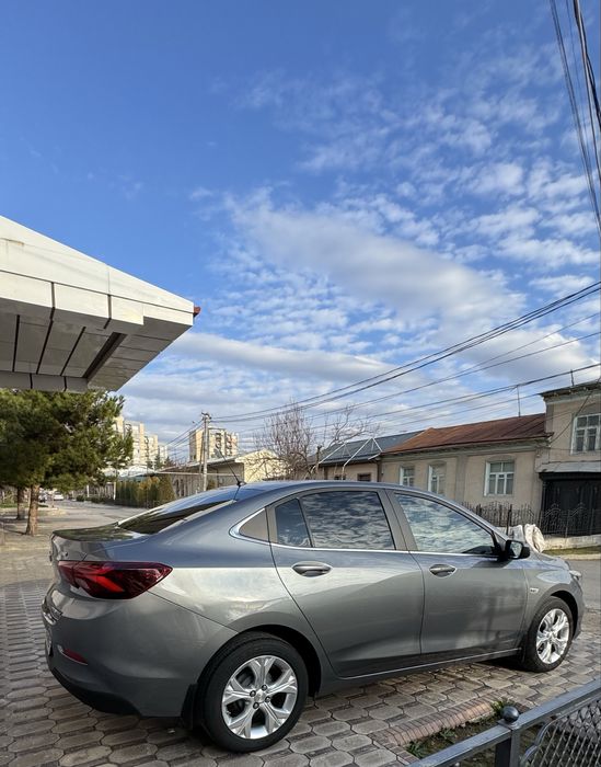Очень срочно продается своя Chevrolet Onix 2024 Premier 2