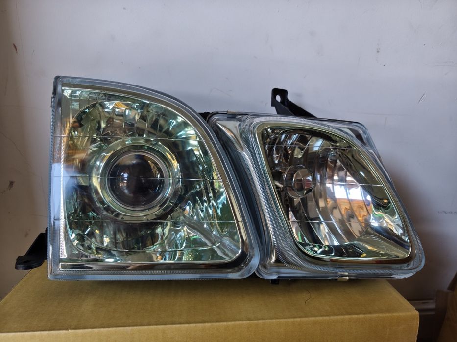 Фара Лексус ЛХ470 / Lexus LX470