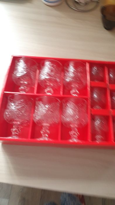 Продам фужеры и рюмки