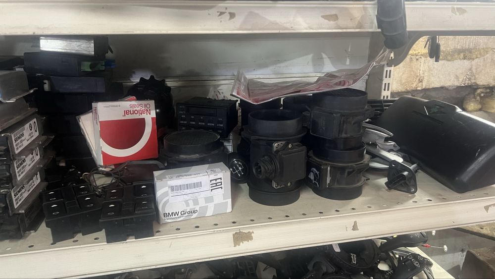 Продам привозные запчасти на бмв е39