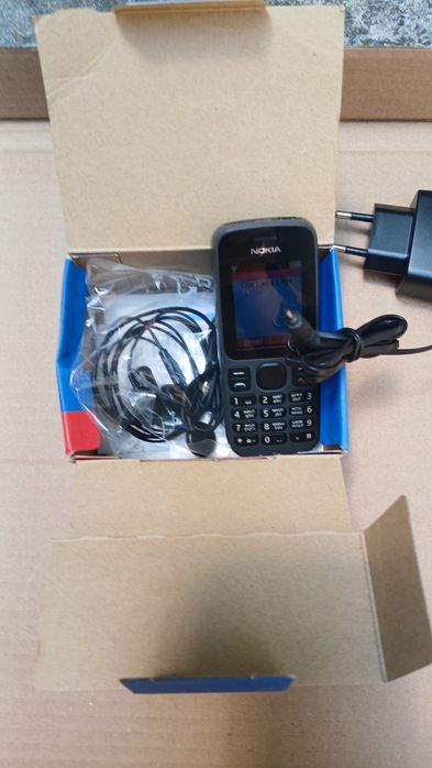 Продавам GSM Nokia 100 като нова 25 евро