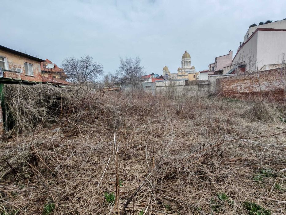 Teren Cu Autorizatie  De Constructie Langa  Marriot  Că oricum inflația mănâncă din conturi mai repede decât mănâncă ruginia din Logan